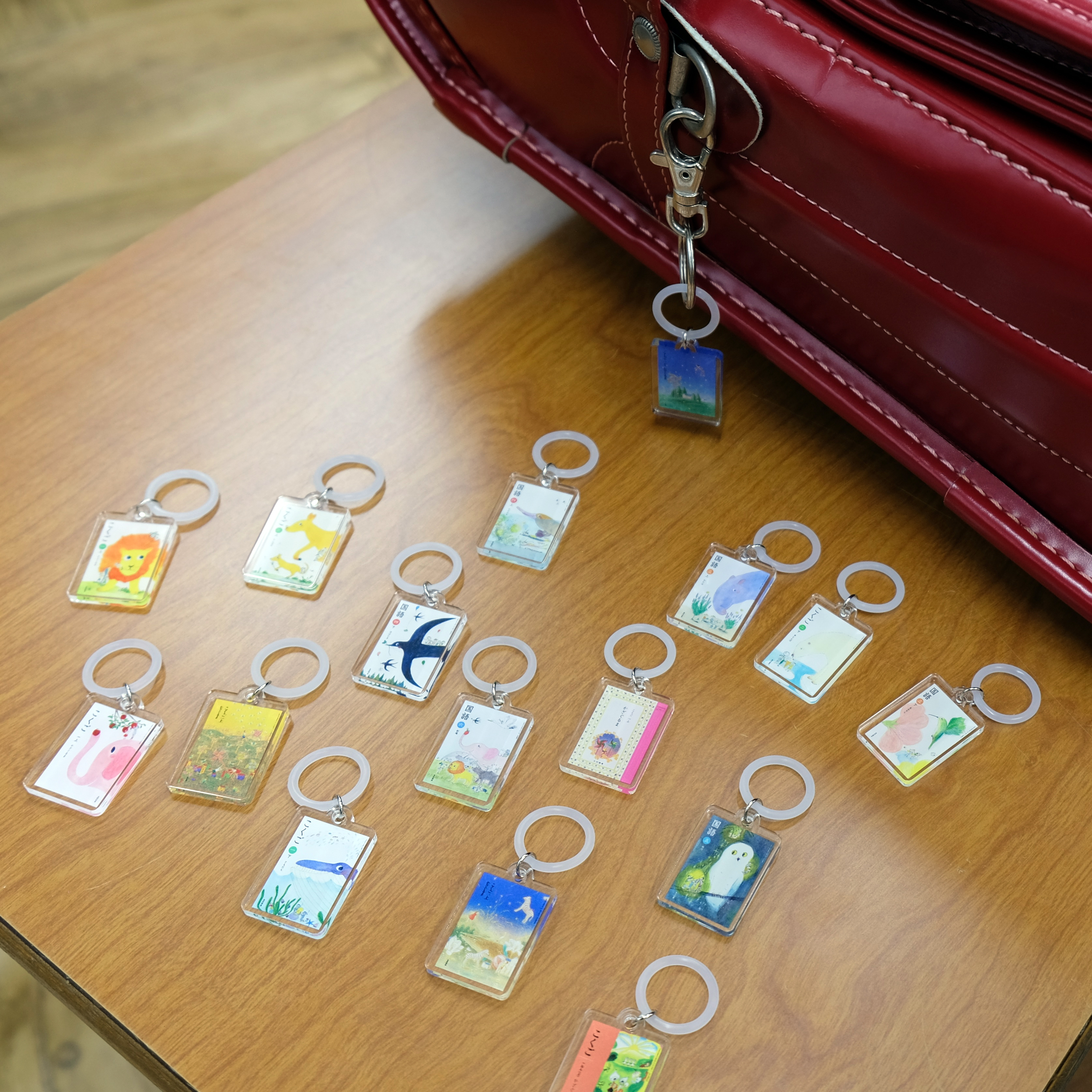 アクリルチャーム